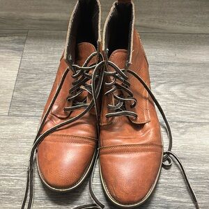 No brand, tan boots